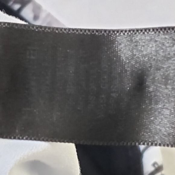 FLYWHEEL Graffiti Crop Leggings - Picture 6 of 7